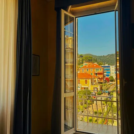 Hotel Villa Igea Alassio Exterior photo