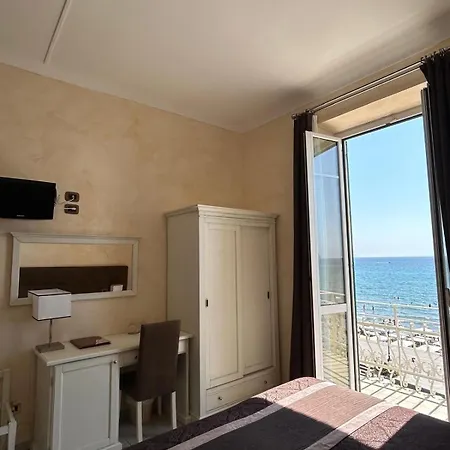 Hotel Villa Igea Alassio Exterior photo