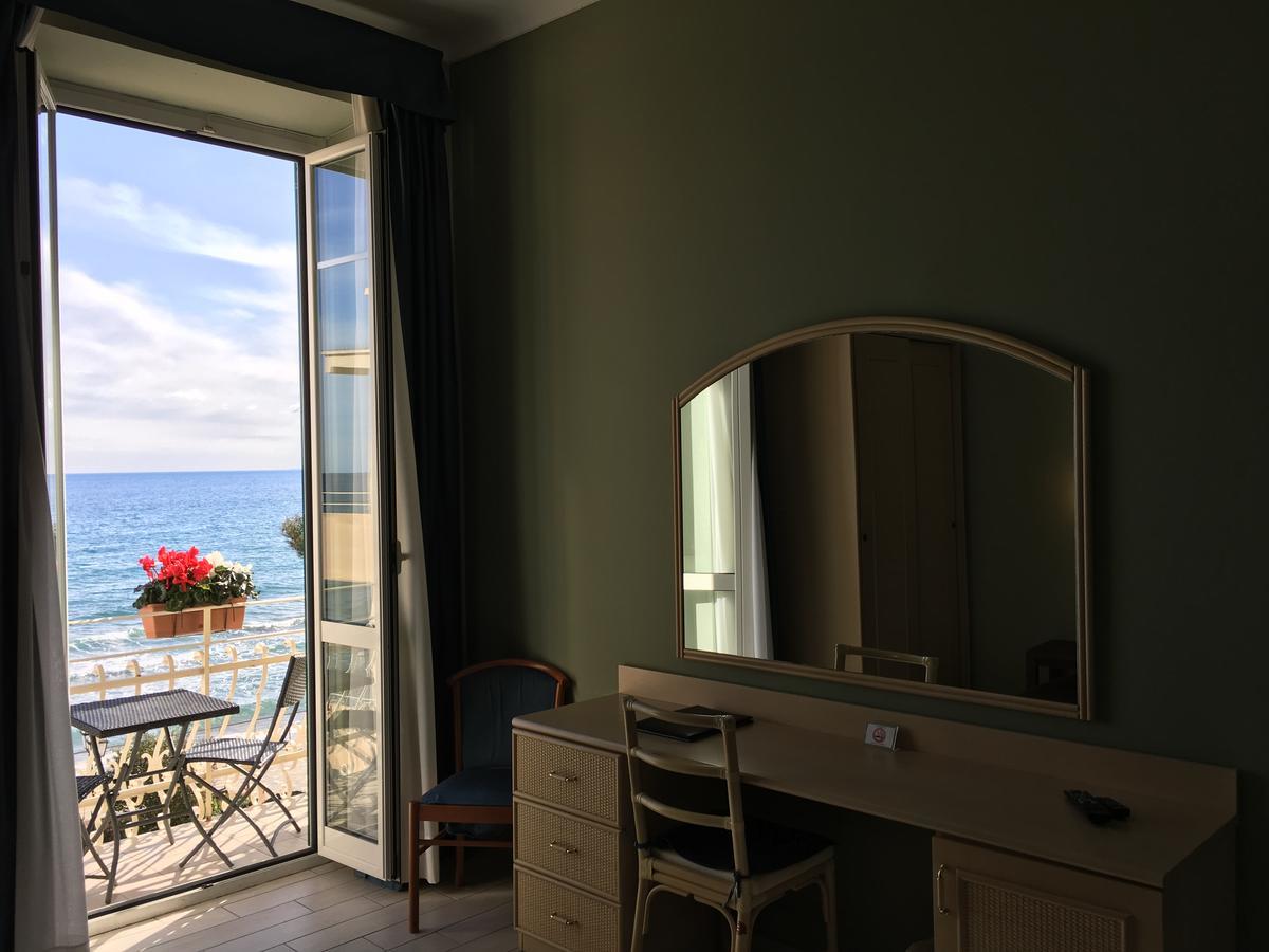 Igea Hotel 3*